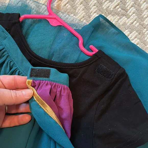 Taylor Joelle teal dress w/ cape - Picture 10 of 11